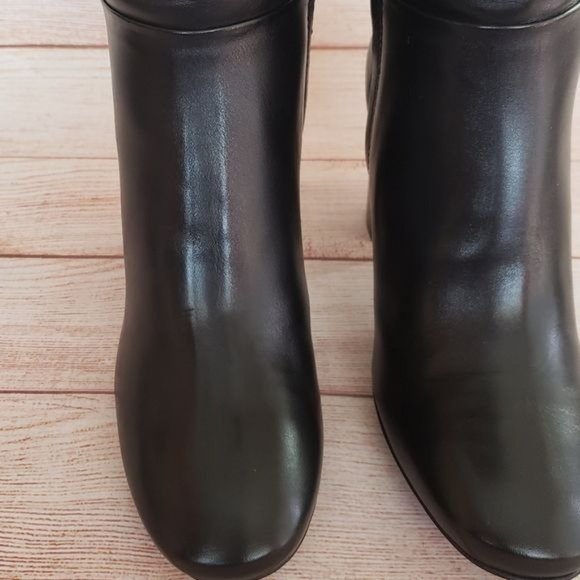 NIB Tory Burch Leather Bowie Over The Knee Boots - Picture 13 of 15